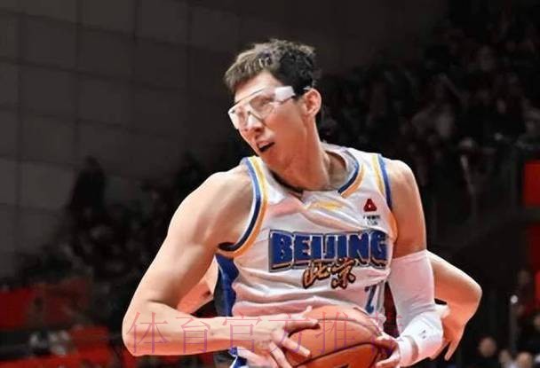 山东87-85险胜北京 球员评价:2人优秀,5人及格,3人低迷 山东87-85险胜北京 球员评价:2人优秀,5人及格,3人低迷